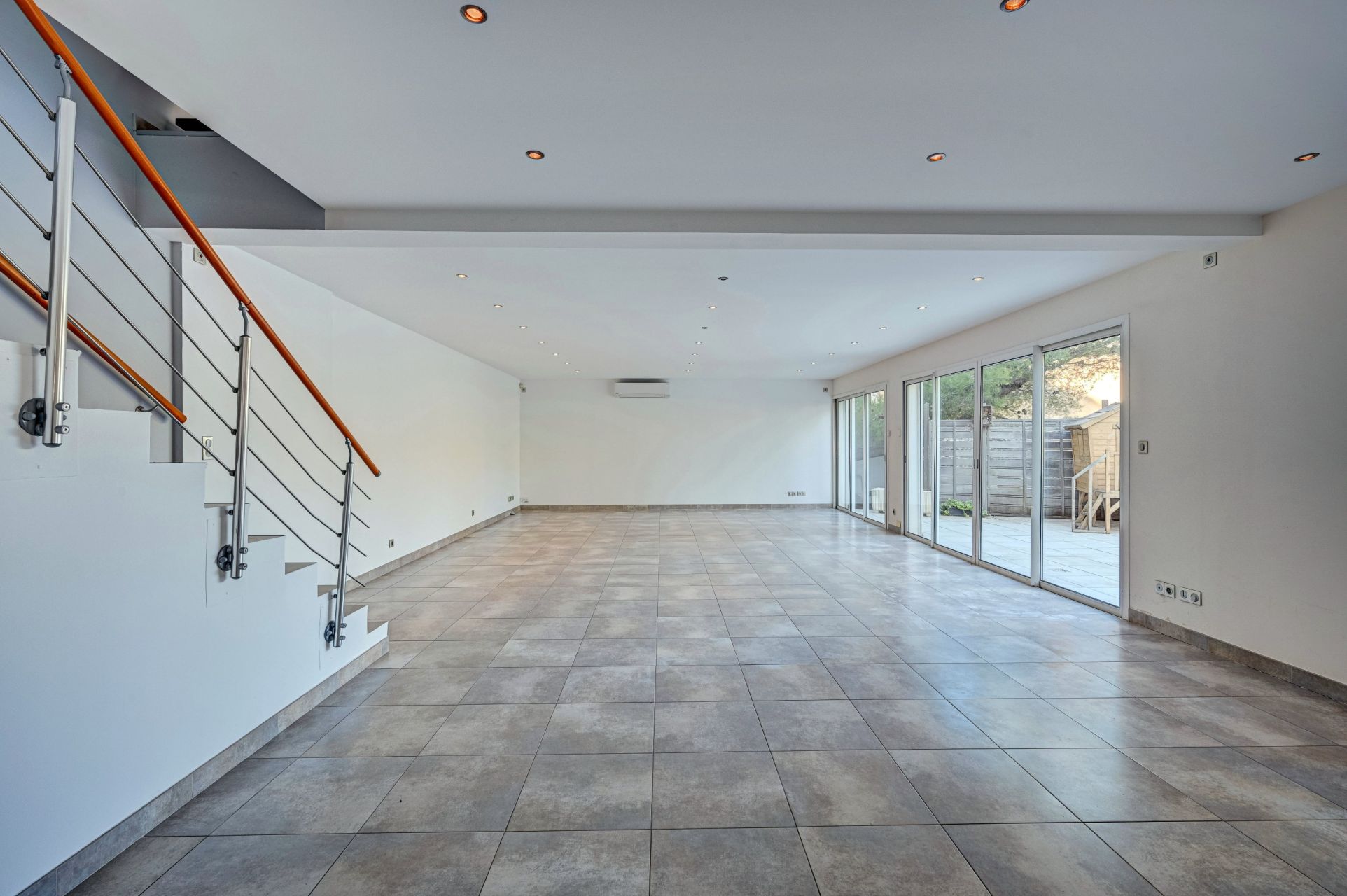 maison 6 Pièces en viager sur ENSUES LA REDONNE (13820)