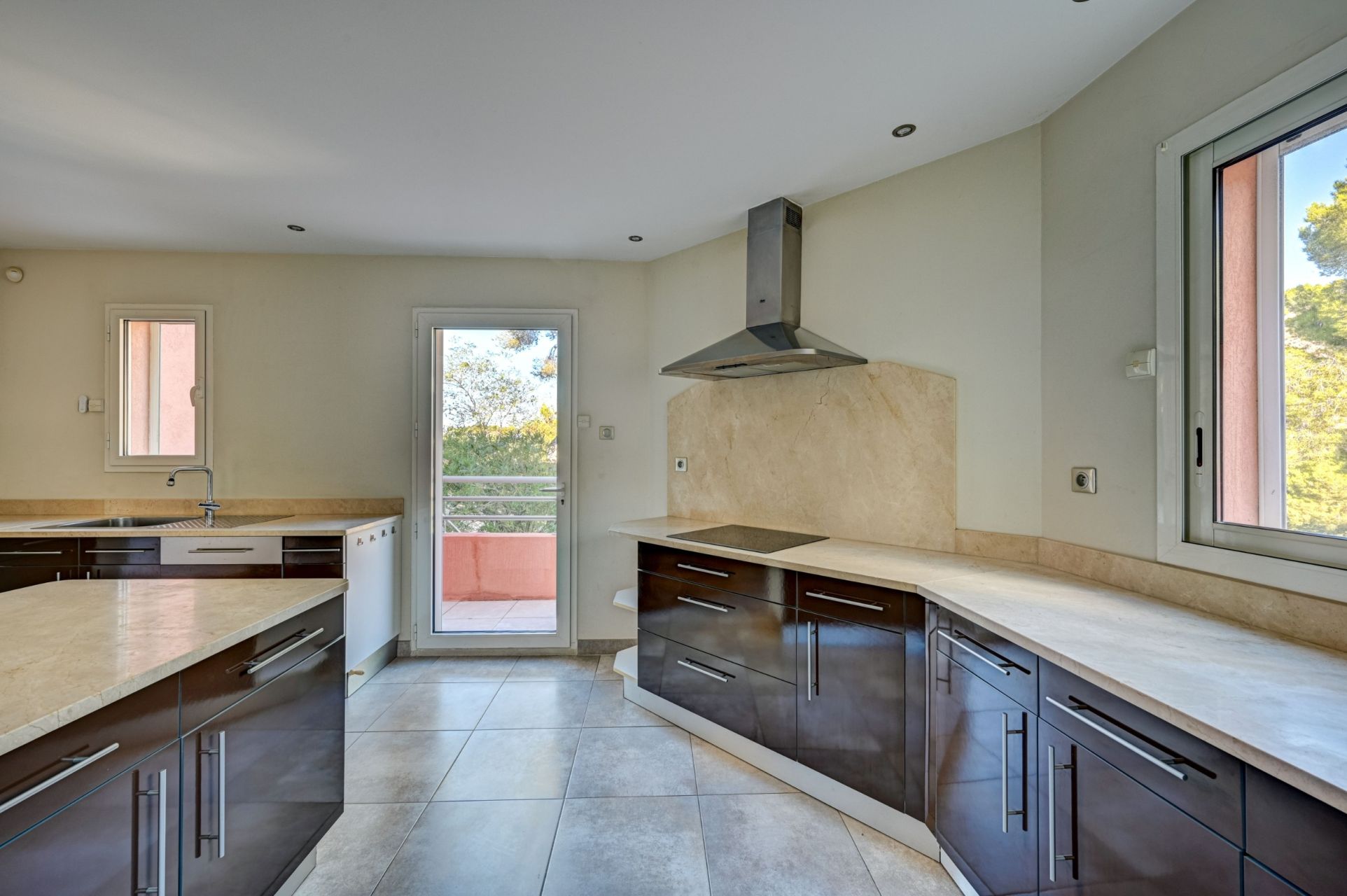 maison 6 Pièces en viager sur ENSUES LA REDONNE (13820)