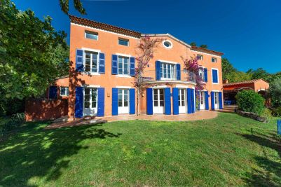 Life annuity House Ollioules 14 Rooms 583 m²