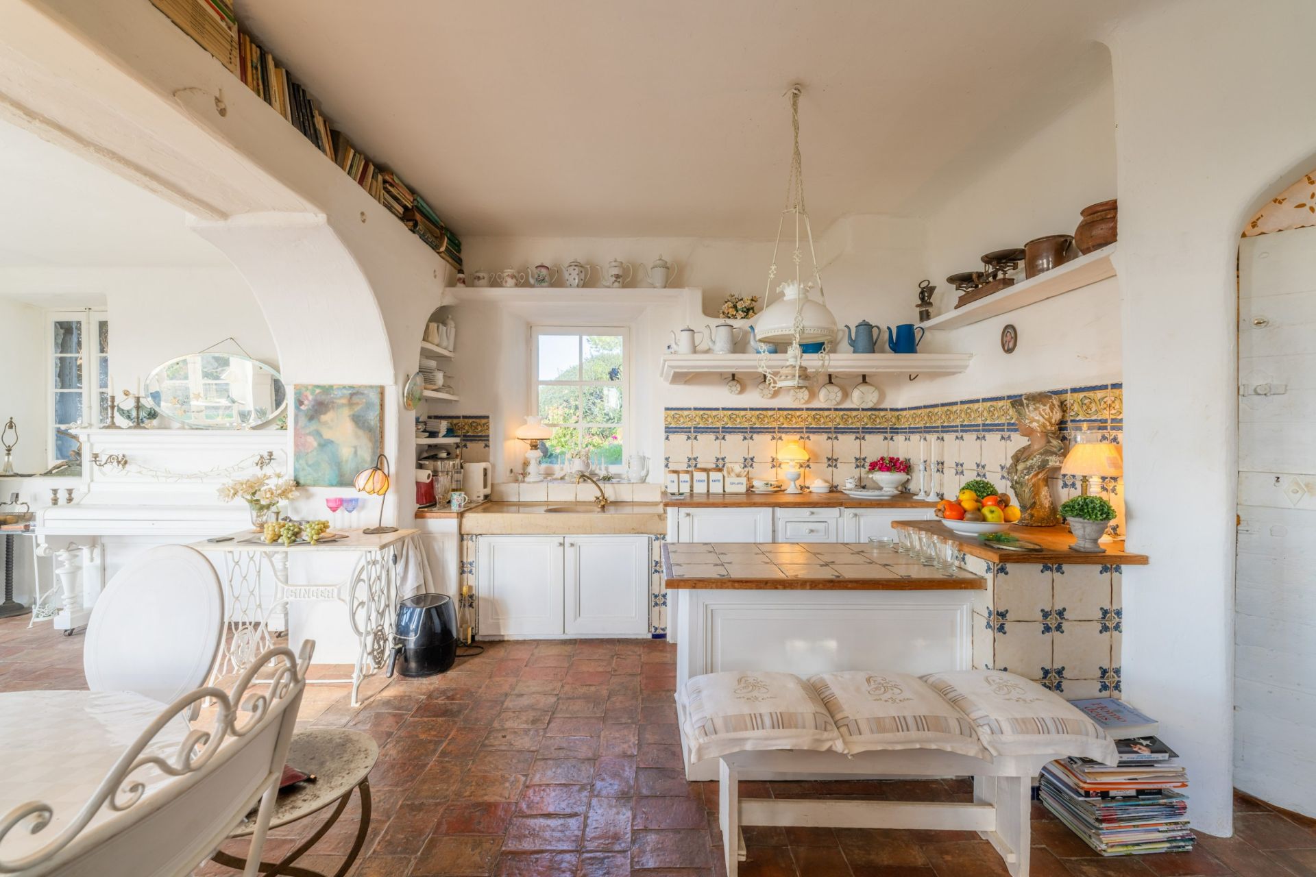 maison 3 Pièces en viager sur LA CADIERE D AZUR (83740)