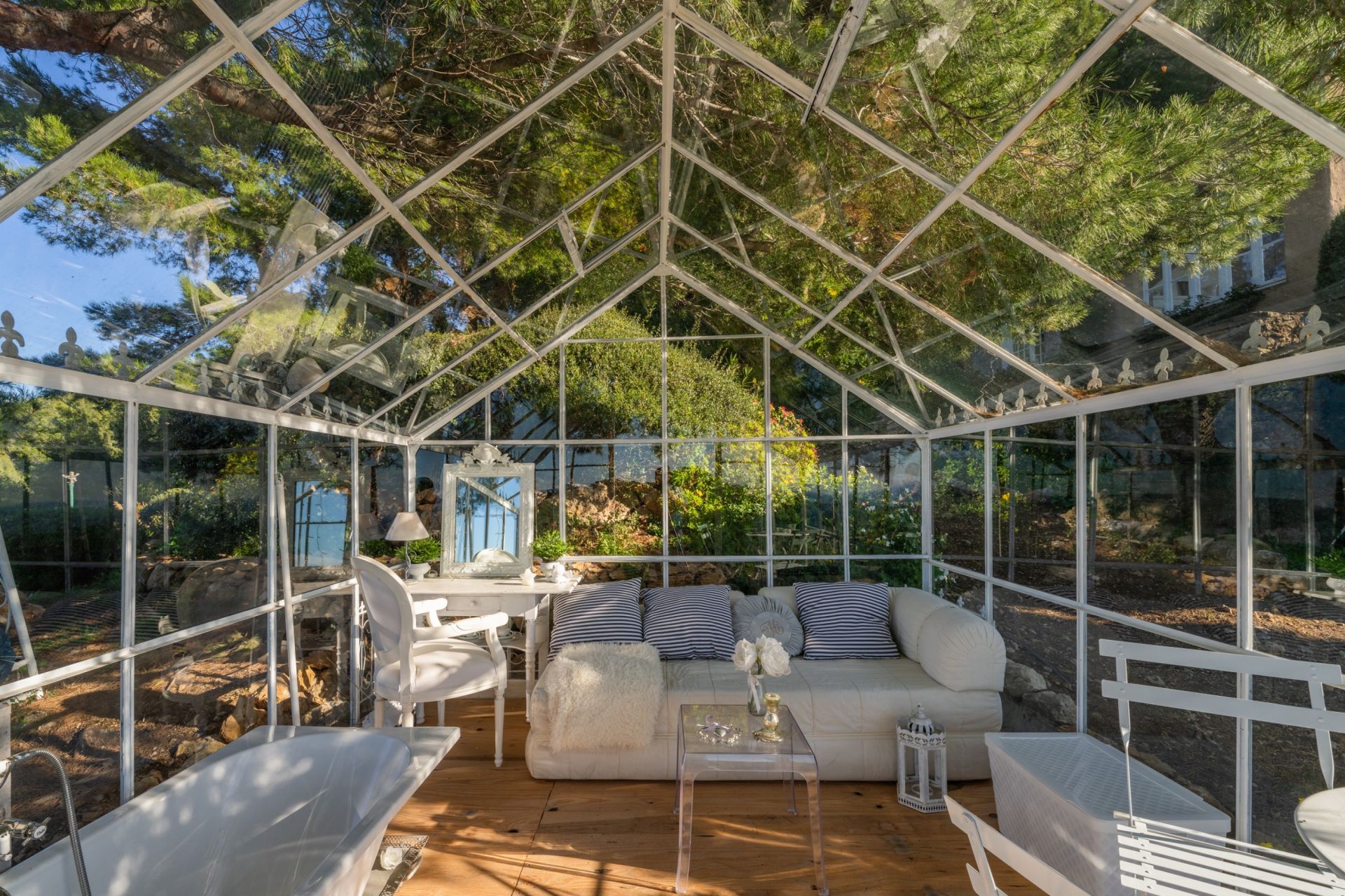 maison 3 Pièces en viager sur LA CADIERE D AZUR (83740)