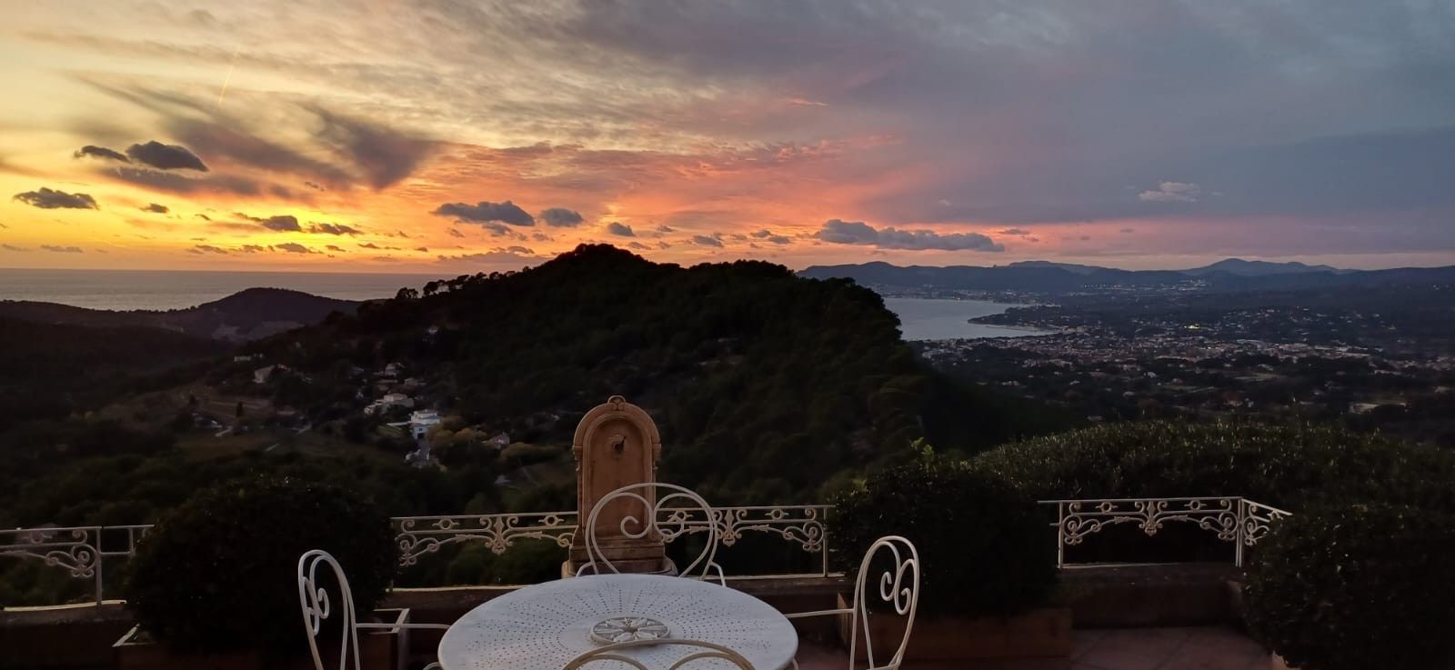 maison 3 Pièces en viager sur LA CADIERE D AZUR (83740)