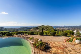 maison 3 Pièces en viager sur LA CADIERE D AZUR (83740)