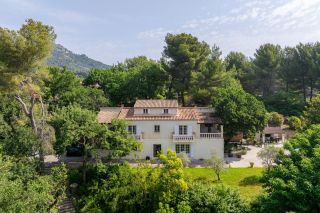 maison 7 Pièces en vente sur MARSEILLE (13011)