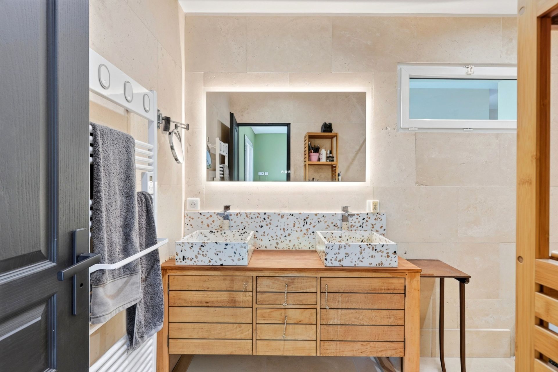 appartement 4 Pièces en viager sur SANARY SUR MER (83110)