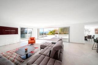 villa 7 Pièces en viager sur CANNES (06400)