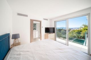 villa 7 Pièces en viager sur CANNES (06400)