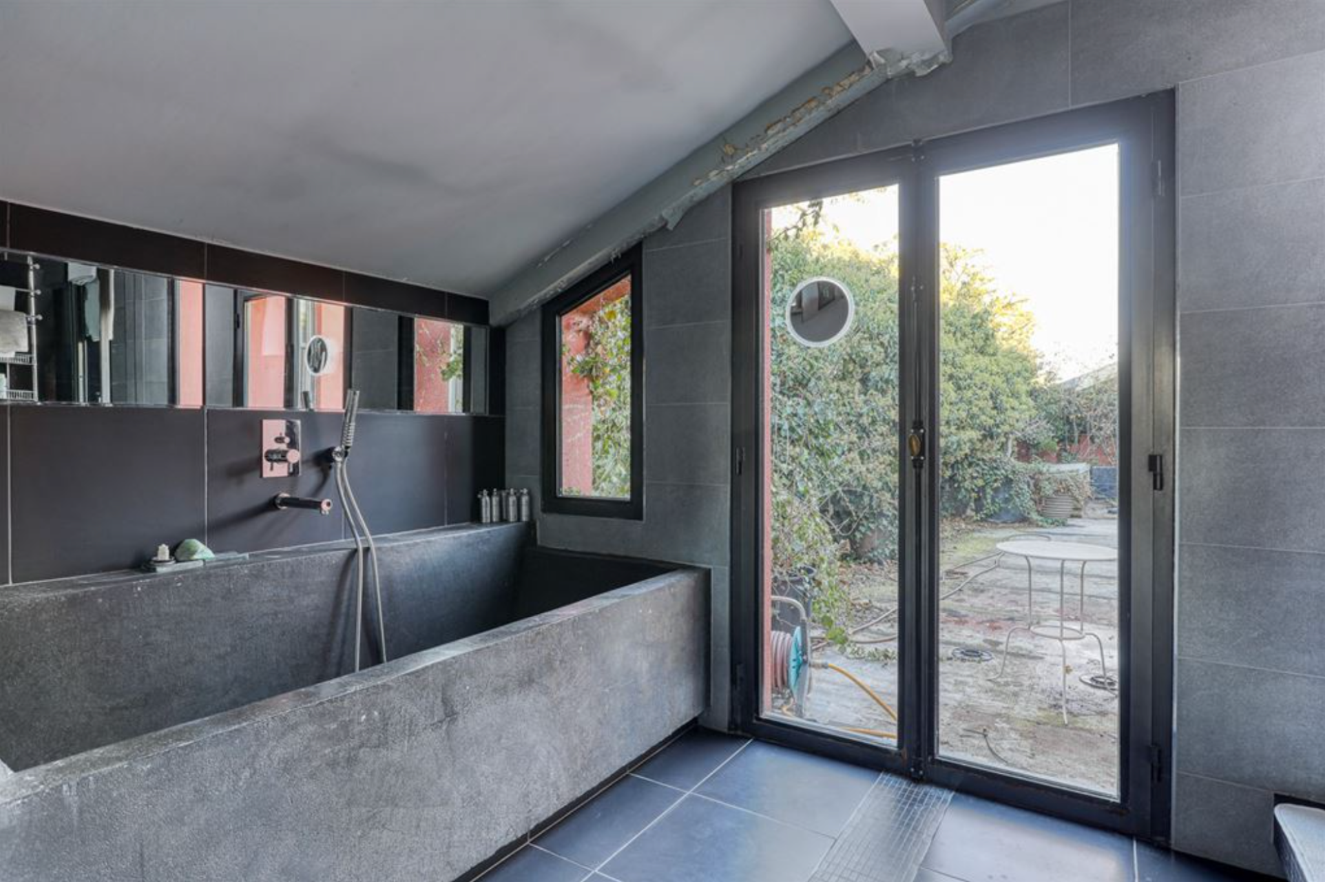 appartement 7 Pièces en viager sur BAGNOLET (93170)