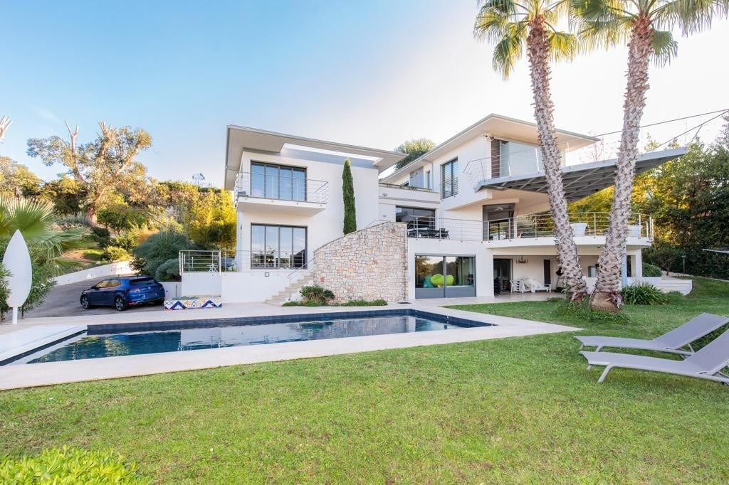 maison 6 Pièces en viager sur VALLAURIS (06220)