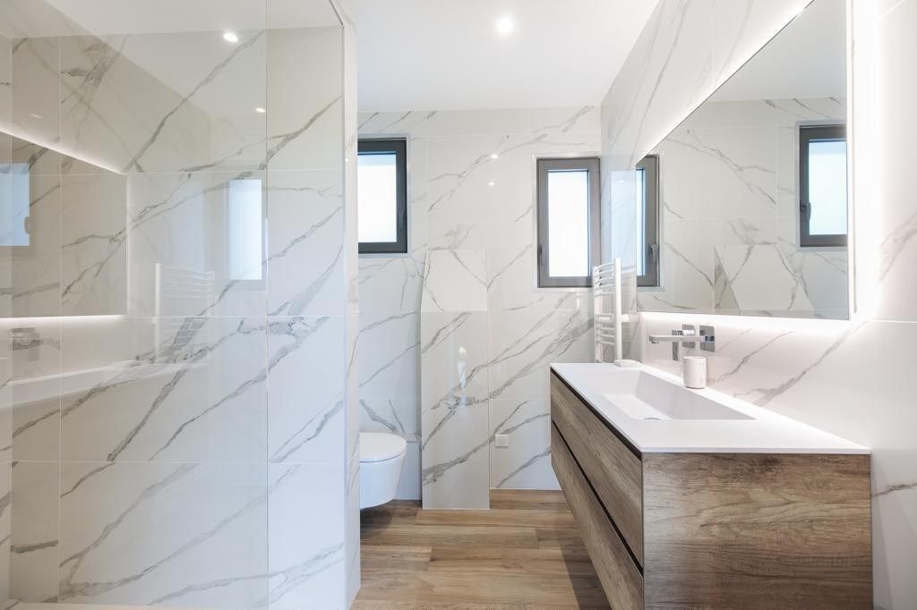 maison 6 Pièces en viager sur VALLAURIS (06220)