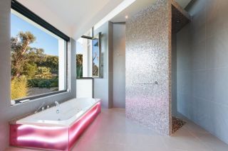 maison 6 Pièces en viager sur VALLAURIS (06220)