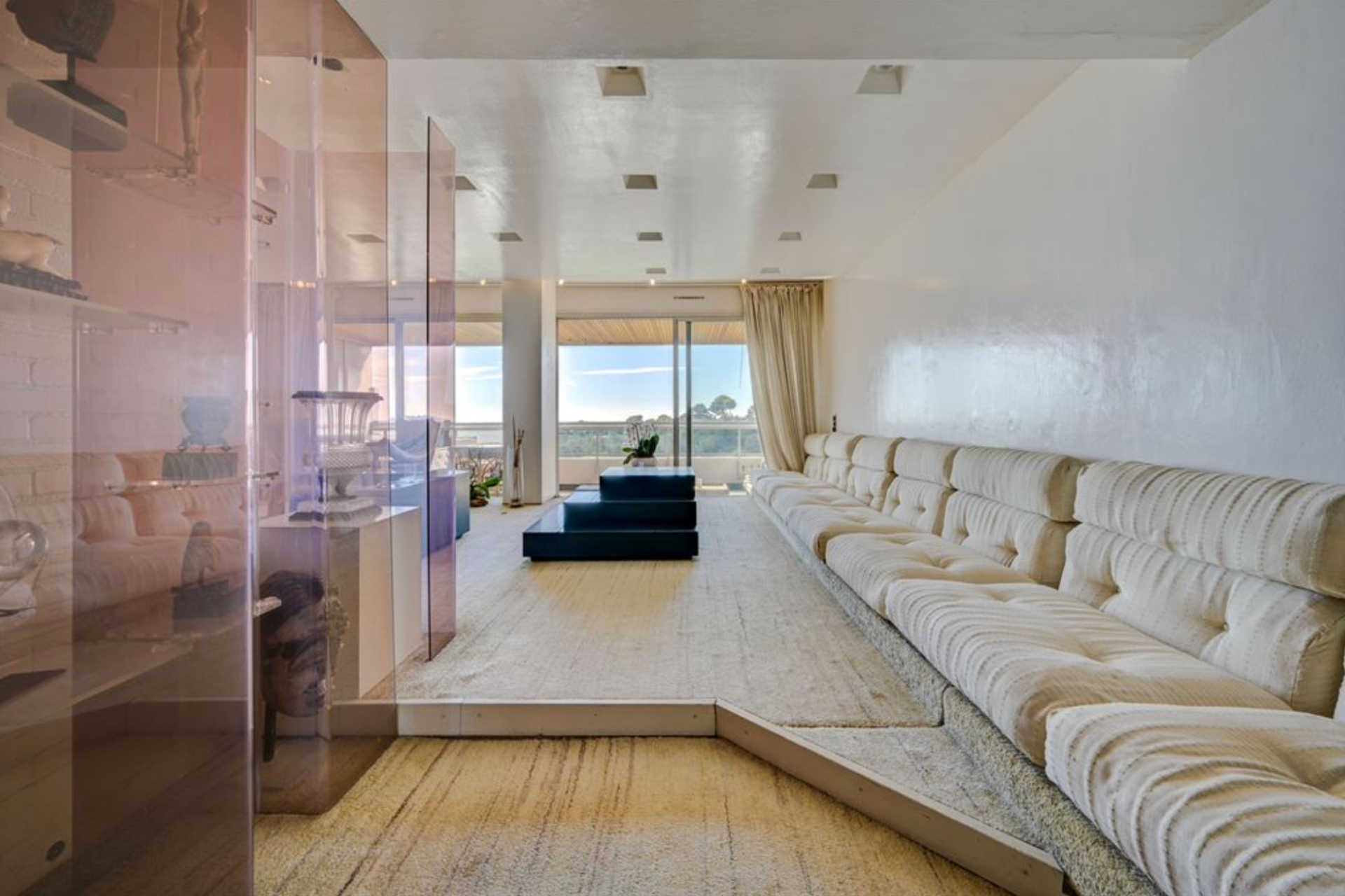 duplex 5 Rooms life annuity on MARSEILLE (13008)