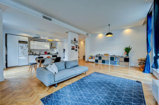 apartment 3 Rooms life annuity on MARSEILLE (13008)