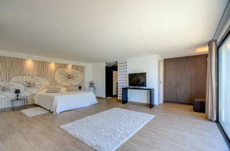 house 8 Rooms life annuity on CASSIS (13260)