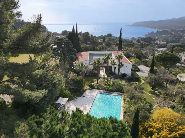 Viager Maison Cassis 8 Pièces 470 m²